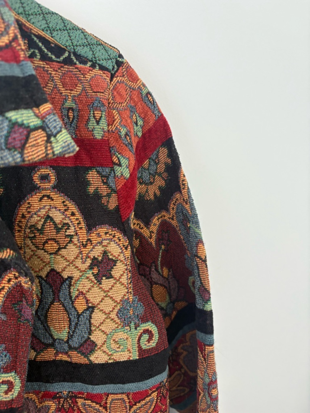 Vintage Patterned Jacket - Picture 3 of 5